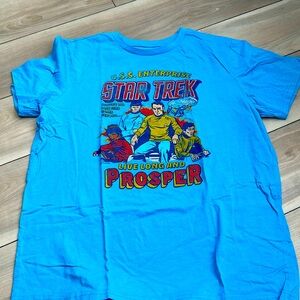 Star Trek Comics tee shirt brand new never worn I have a lot of different kinds